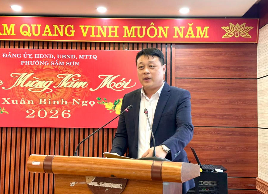 Đồng chí Nguyễn Minh Tâm, Uỷ viên BTV Đảng uỷ, Phó Chủ tịch UBND phường Sầm Sơn (Thanh Hoá) đã báo cáo nhanh tình hình trước, trong và sau tết Nguyên đán Bính Ngọ 2026.