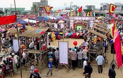 Quang cảnh Hội Bài Chòi ở chợ Gò, huyện Tuy Phước, tỉnh Bình Định. (Ảnh: Hồ sơ đệ trình UNESCO)