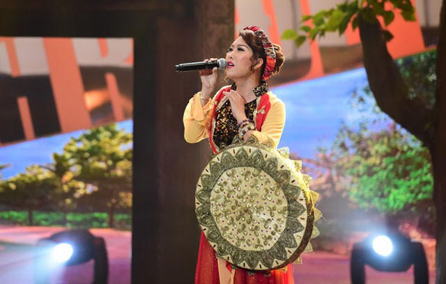 Trước Chi Phu, không ít người bị coi là "thảm họa âm nhạc". Ví dụ, Phi Thanh Vân.