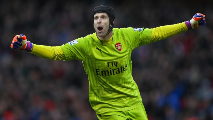 Petr Cech tái xuất