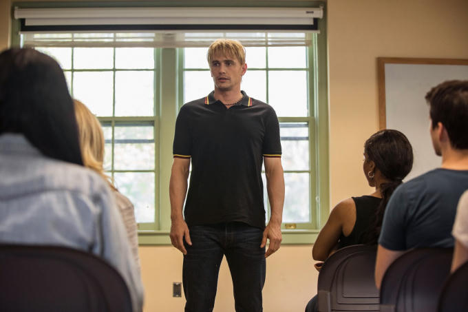 I am Michael: C&acirc;u chuyện thật về một nh&agrave; hoạt động x&atilde; hội đồng t&iacute;nh