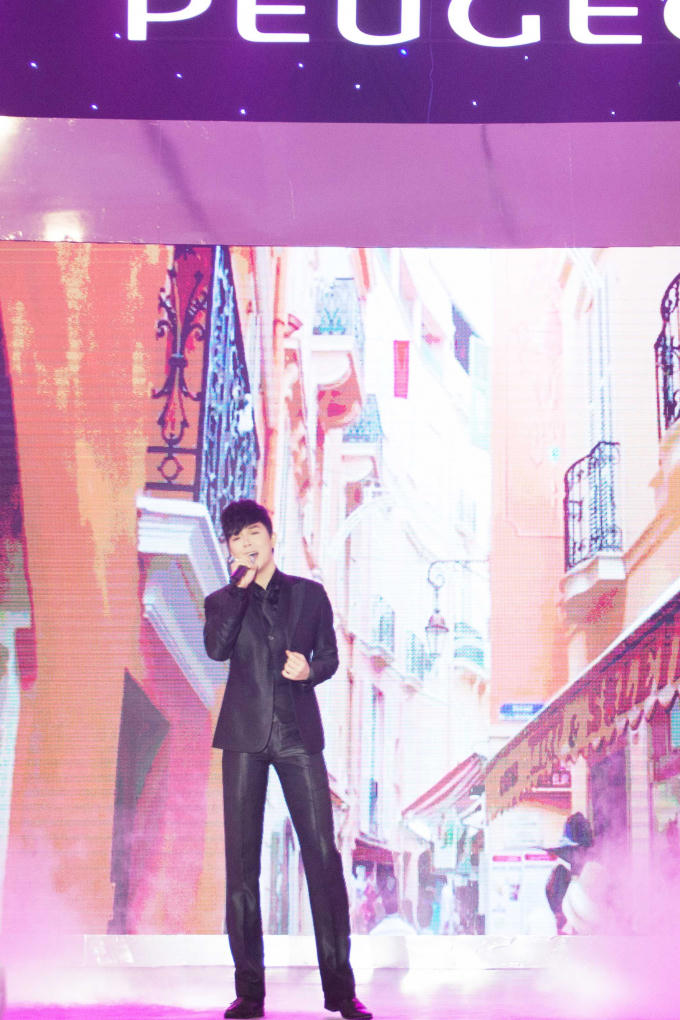 Nathan Lee lên tiếng về việc “quá giàu nên không thèm nhận show”
