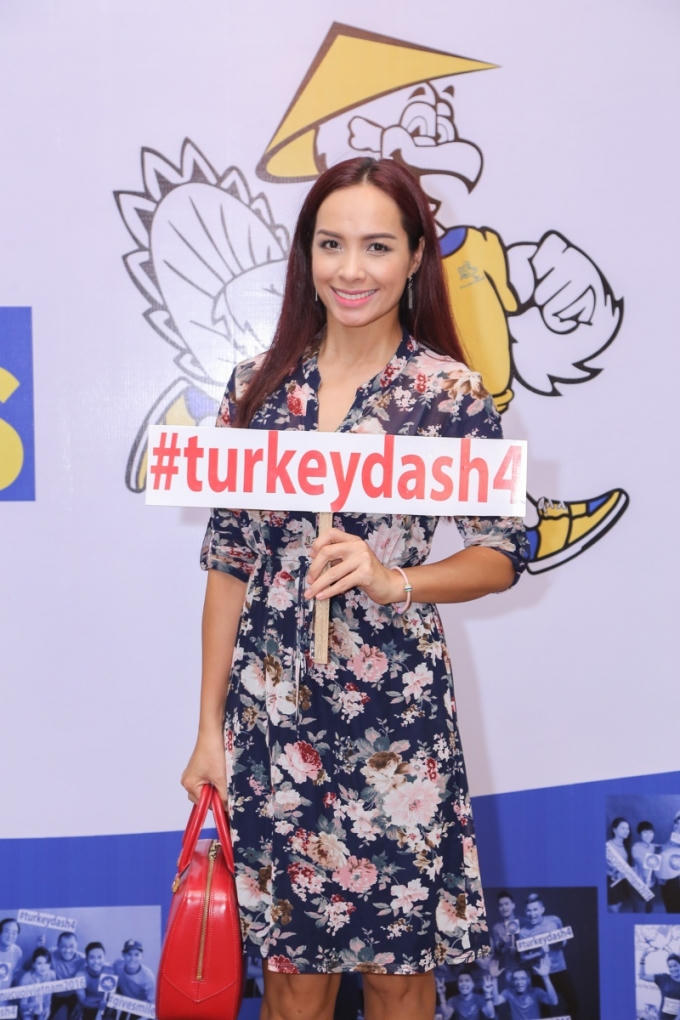 D&agrave;n sao hội ngộ để ủng hộ chương tr&igrave;nh từ thiện Turkey Dash 4 - Nụ cười Việt 2016