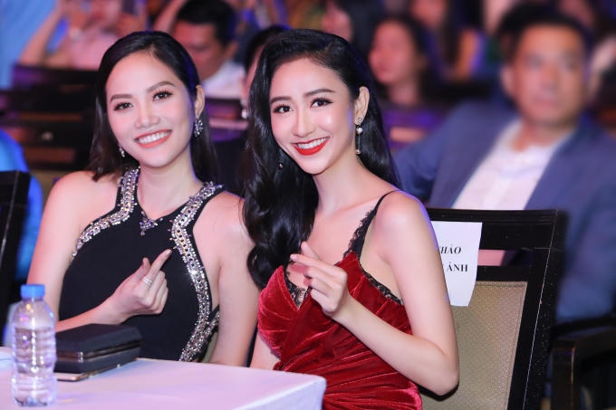 Cả 2 có mặt tại buổi lễ trao giải “Quảng cáo sáng tạo Việt Nam 2016” tối 25/11 vừa qua.