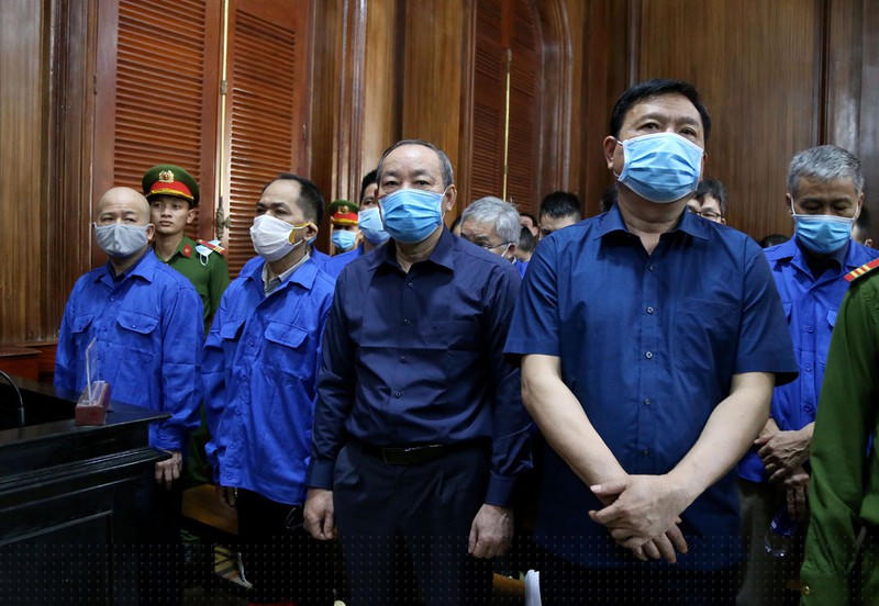 Ông Đinh La Thăng: 'Ai trực tiếp thực hiện, người đó chịu' - ảnh 1