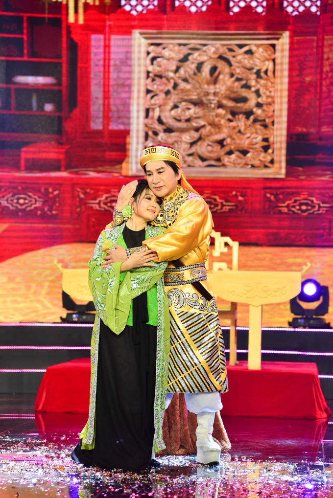 Kim Tử Long bối rối vì bị bà xã Trinh Trinh từ chối tình cảm