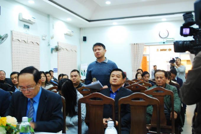 Cử tri Trần Thanh Quang chia sẻ việc doanh nghiệp bị đòi nợ thuế 330 tỷ đồng mà không có văn bản cụ thể.