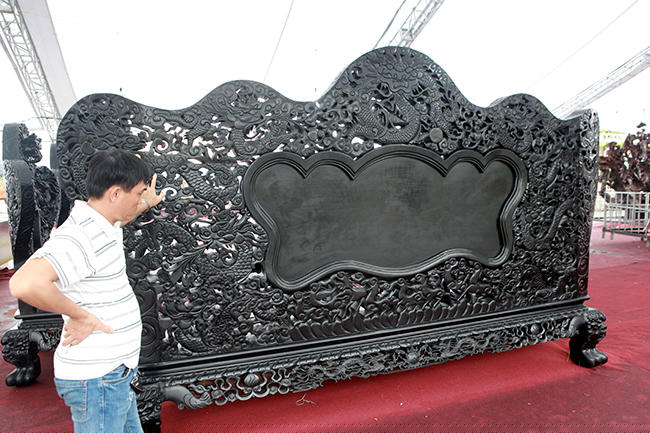 dai gia thanh hoa "vac" bo sieu ban ghe 27 ty di trien lam hinh anh 8