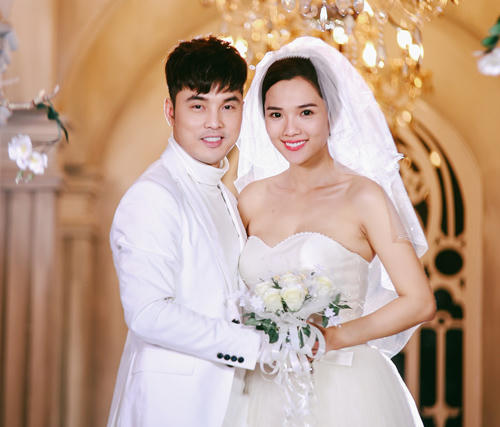 Ưng Hoàng Phúc chia sẻ về chuyện tình sóng gió của mình cùng với vợ