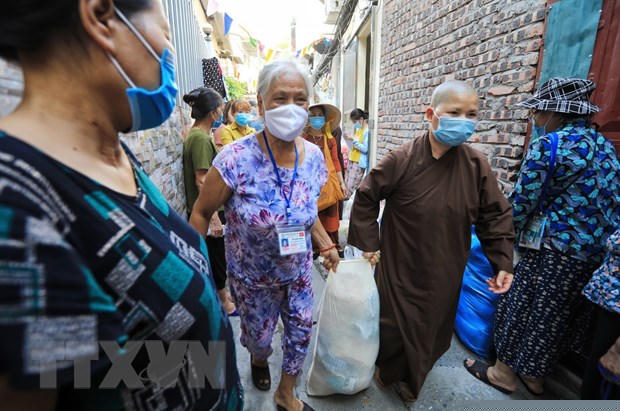 Nhung tam long hao tam danh cho nguoi dan 'xom chay than' mua dich hinh anh 10