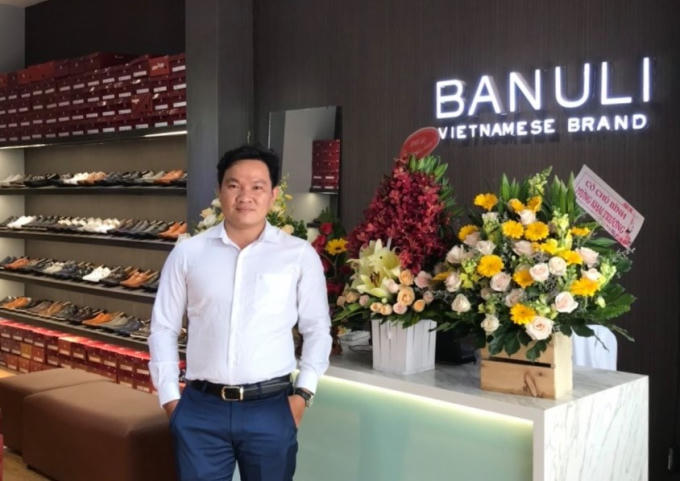 “Nhắc tới Covid-19, thì không dừng lại ở đó, năm 2021 là năm ảnh hưởng nhiều nhất. Mất mát về con người, mất mát về kinh tế, một sự tàn phá khủng khiếp. Tôi không ngoại lệ.” – Anh Nguyễn Văn Hoang - Giám đốc Công ty TNHH Thương mại và Sản xuất Banuli.(Ảnh: Facebook nhân vật).