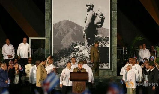 Chủ tịch Cuba Raul Castro phát biểu tại lễ tưởng niệm. (Ảnh: Reuters)