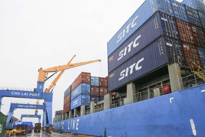 THACO xuất khẩu linh phụ kiện ra thị trường quốc tế.