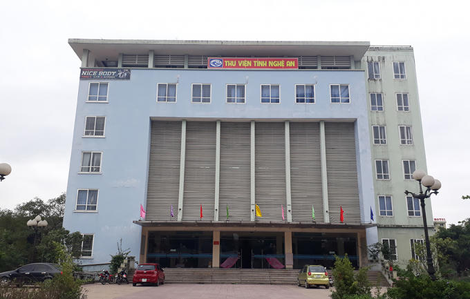 Thư viện tỉnh Nghệ An hơn 6 năm sử dụng đã có dấu hiệu xuống cấp nhưng vẫn chưa quyết toán.