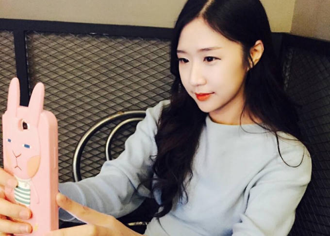 C&ocirc; g&aacute;i H&agrave;n Quốc với những cover b&agrave;i h&aacute;t tiếng việt đang g&acirc;y b&atilde;o cộng đồng mạng