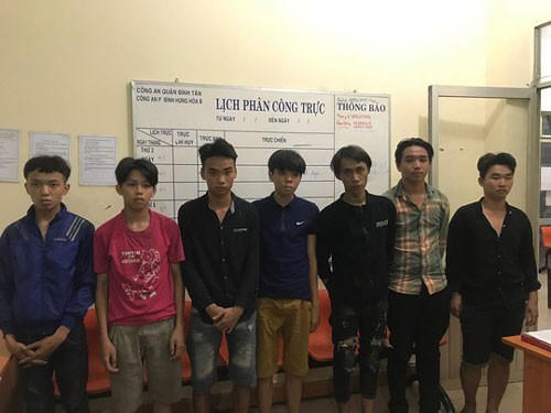 Băng trộm nhí ở huyện Bình Chánh vừa bị Đội Hình sự Đặc nhiệm Hướng Nam thuộc Phòng Cảnh sát Hình sự Công an TP HCM tóm gọn Ảnh: PHẠM DŨNG