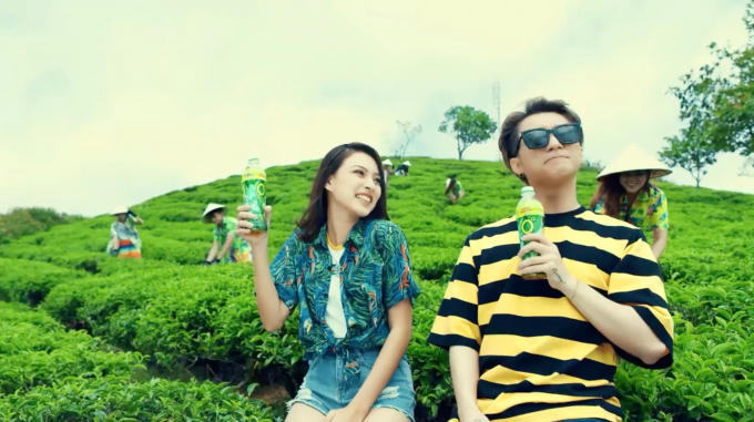 Dù là lần đầu tiên kết hợp cùng nhau nhưng Sơn Tùng và Tú Hảo đã kết hợp rất tốt.