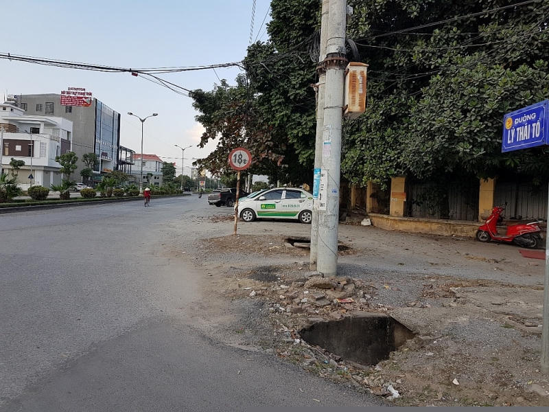 Dự án cải tạo, chỉnh trang tuyến đường Lý Thái Tổ, thành phố Phủ Lý đang vướng phải những “lình xình” trong đấu thầu