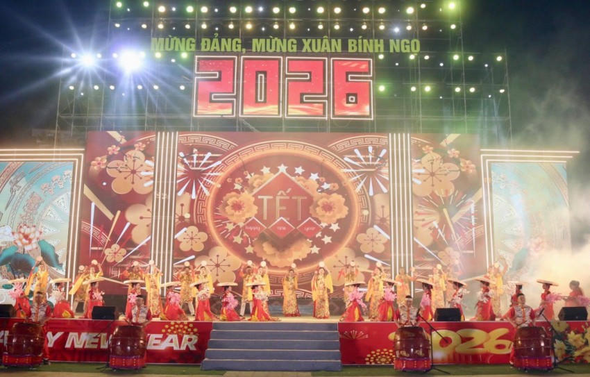 Các tiết mục văn nghệ đặc sắc tại chương trình.