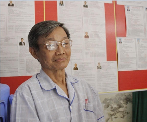 Bác Nguyễn Thực, trưởng ban MTTQ phường Tân Mai (Hoàng Mai, Hà Nội): "Ngày 22/5 tới là ngày hội toàn dân, chúng ta đều tham gia để bầu những ử cử viên ưu tú nhất vào Quốc hội và HĐND". Mong rằng có sự đổi mới, đổi mới cả về đường lối, chính sách để làm sao đảm bảo cho đời sống nhân dân tốt hơn, không tạo những gì bức xúc cho dân. Mong những người trúng cử hết sức tận tâm phục vụ nhân dân. Những cái gì đã cũ thì loại bỏ đi thay vào đó là sự sáng tạo, đổi mới, một lòng vì dân phục vụ.