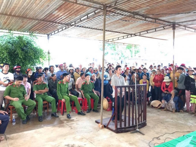 Bị cáo Nguyễn Văn Nhơn trước vành móng ngựa.