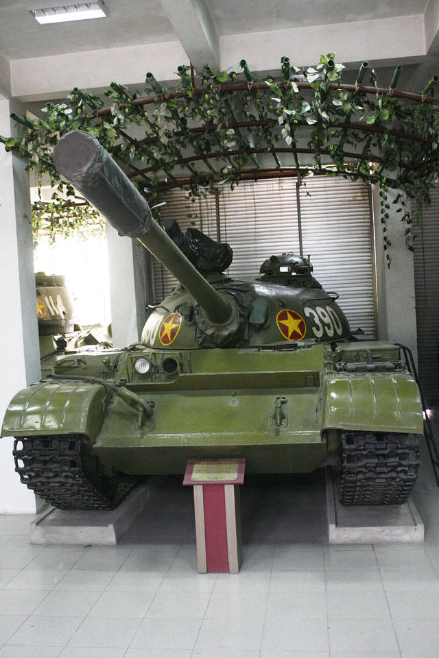 42 năm đã trôi qua, đất nước đã có nhiều thay đổi nhưng cùng với những người lính năm nào, cả hai chiếc xe tăng đều trở thành một phần quan trọng không thể thiếu trong lịch oai hùng của dân tộc.