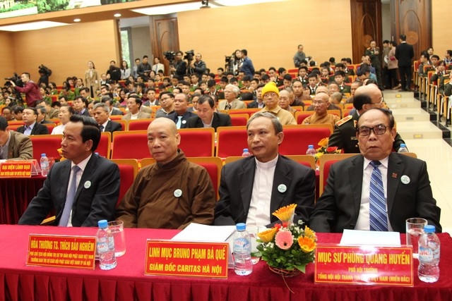 Các đại biểu tham dự hội thảo.
