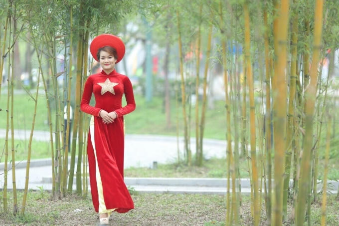 Hoàng Kiều Loan, SBD 157, sinh ngày 08/04/1995 đến từ Tuyên Quang. Kiều Loan học lớp múa K3, trường Văn Hóa-Nghệ Thuật và Du Lịch, phố Thành Công, phường Tiên Cát, TP Việt Trì.