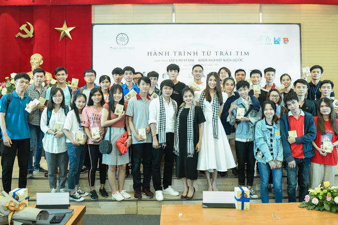 Hải Yến Idol: “Từng trầm cảm vì bầu show, nhà thiết kế từ chối do béo phì”