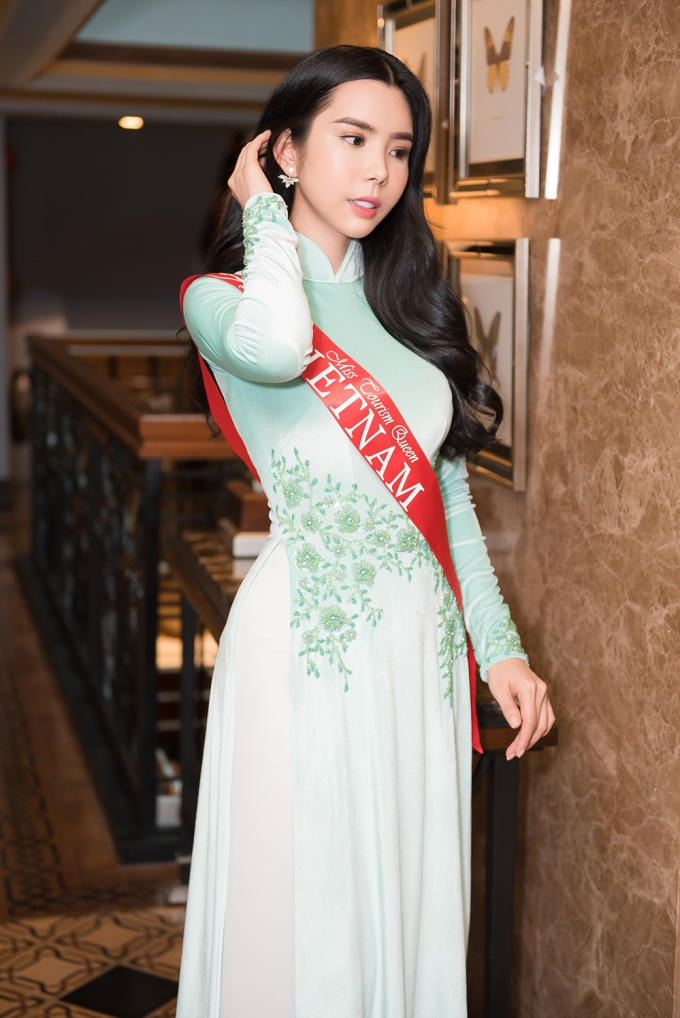 Huỳnh Vy rạng rỡ tham gia các hoạt động sôi nổi tại Miss Tourism Queen Worldwide 2018