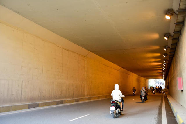 Hầm chui Thanh Xuân dài 980m, trong đó chiều dài của phần hầm kín là 109m, thiết kế 4 làn xe chạy trên mặt cắt ngang 14m.