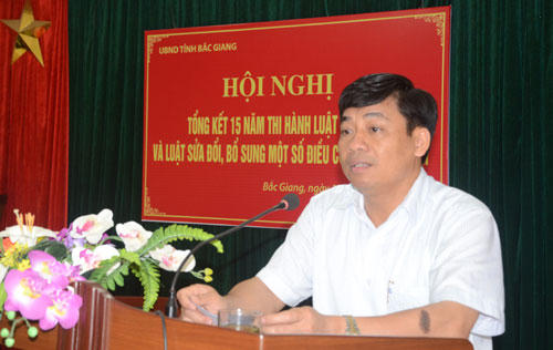 Hình ảnh Phó Chủ tịch UBND tỉnh Bắc Giang Dương Văn Thái phát biểu tại hội nghị (Ảnh nguồn: Báo Bắc Giang)