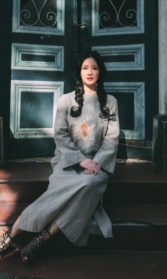 Hồng Nhung tiết lộ 1 tuổi đã hát đủ 1 bài