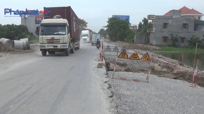 Các gói thầu qua địa bạn 2 huyện Cẩm Giàng và Bình Giang rất nhiều đoạn chưa được giải phóng mặt bằng.