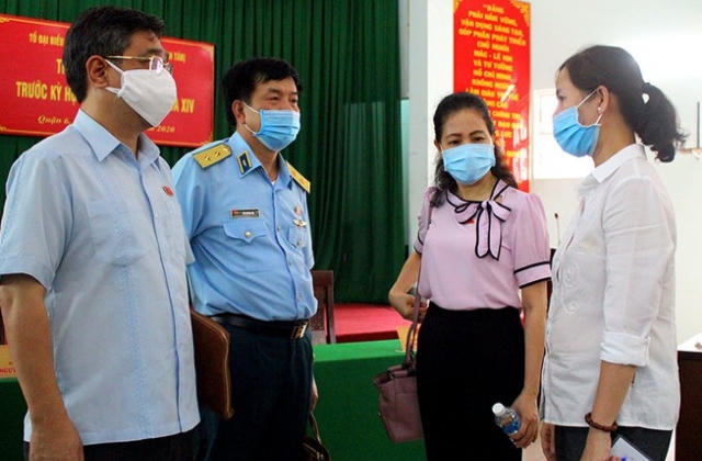 Cử tri quan tâm tiền điện, tham nhũng trong chống dịch