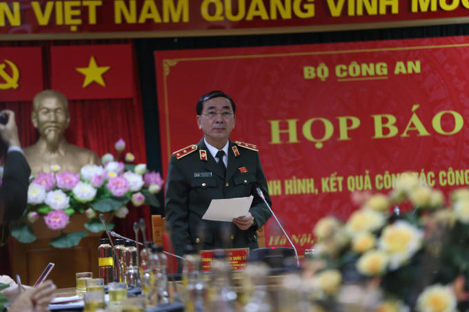 anh hop bao