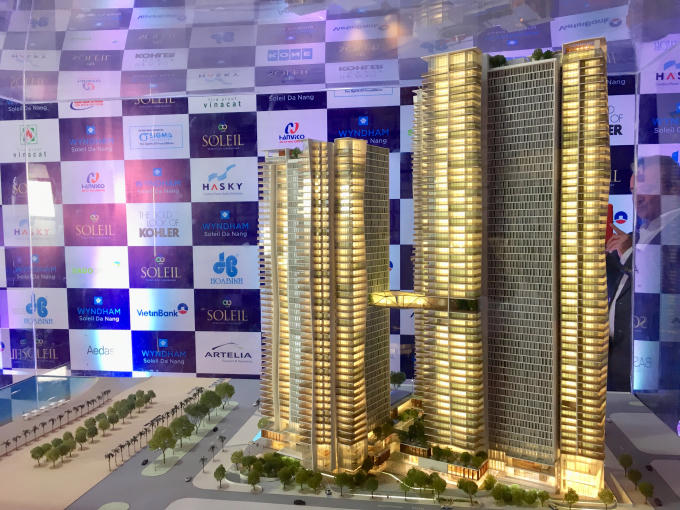 Mô hình Tổ hợp khách sạn, condotel 5 sao cao nhất Đà Nẵng.