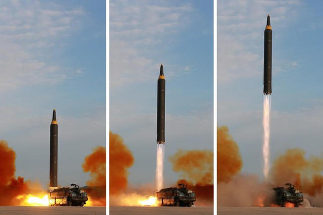 Triều Tiên phóng tên lửa đạn đạo Hwasong-12 tháng 9/2017 (Ảnh: Reuters)