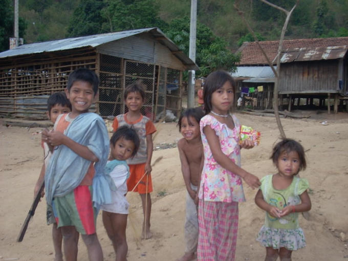 Đẻ nhiều là nguyên nhân của đói nghèo, bệnh tật và kìm hãm kinh tế xã hội