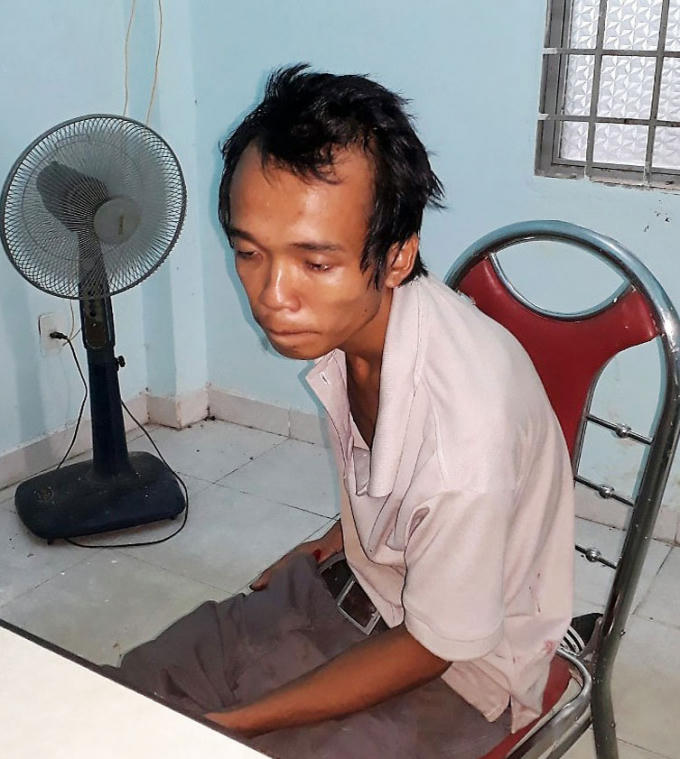 Đối tượng Tuấn tại cơ quan công an.