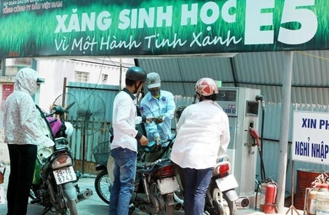 Người dân không thiết tha, nhiều cây xăng bỏ hẳn trụ bán xăng sinh học E5