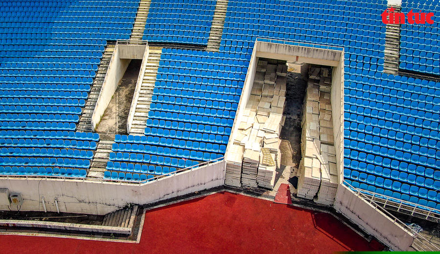 Dự kiến toàn bộ ghế ngồi trên sân sẽ được thay mới.