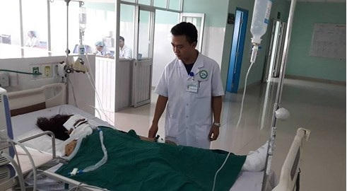 Chị Huê đang điều trị tại BVĐK tỉnh Kon Tum.