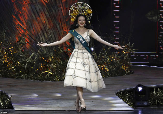 Phương Khánh mong muốn sẽ xây dựng dự án ngăn chặn vấn đề ô nhiễm và sạt lở dọc sông Tiền. Ngoài ra người đẹp còn muốn sẽ thực hiện được nhiều hoạt động từ thiện ý nghĩa hơn trong tương lai.