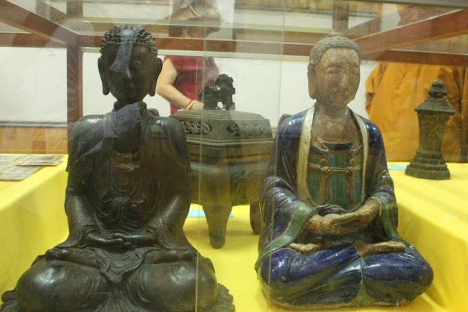 Tượng Phật thích ca thế kỷ 15 bằng đồng.
