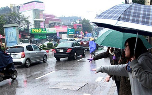 Trong những ngày mưa rét vừa qua, có tài xế taxi nhận tới 400 lượt khách/ngày.