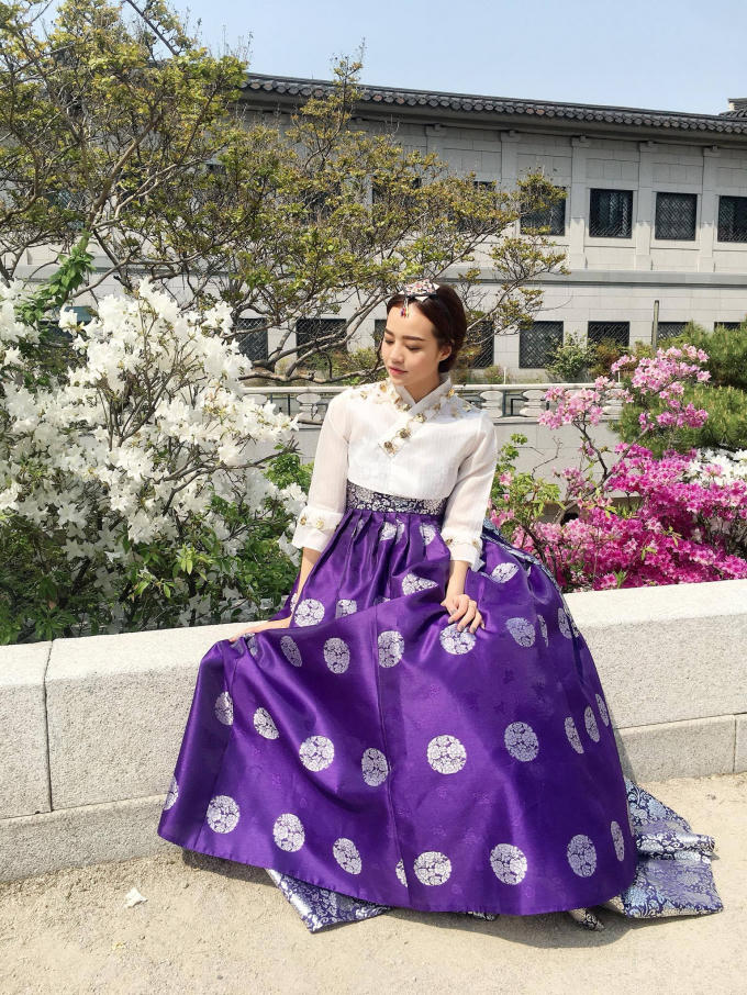 Kiều Ng&acirc;n h&oacute;a n&agrave;ng Dae Jang Geum khi diện Hanbok H&agrave;n Quốc