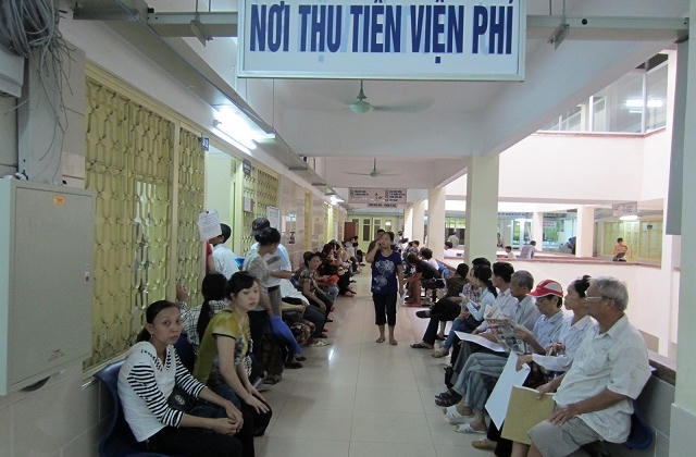 Bắt đầu tăng giá đồng loạt cả nghìn dịch vụ khám chữa bệnh tại Hà Nội