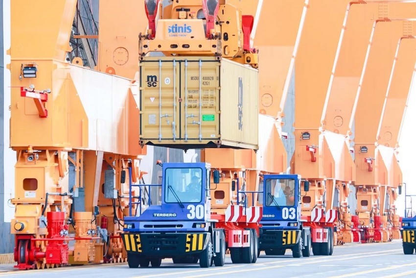 Hệ thống thiết bị xếp dễ container hiện đại tại Công ty TNHH Cảng quốc tế TIL Cảng Hải Phòng (HTIT).