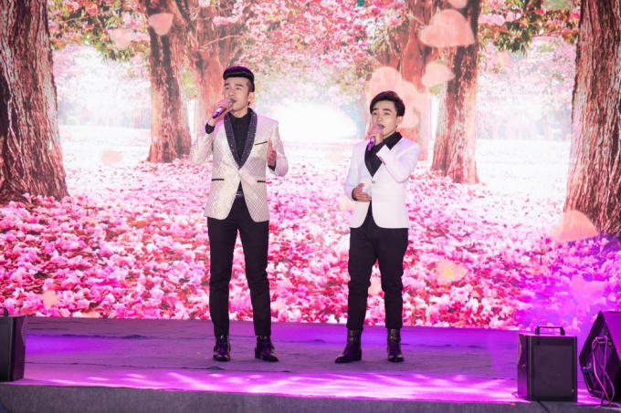 Đan Trường cùng ca sĩ Trung Quang.